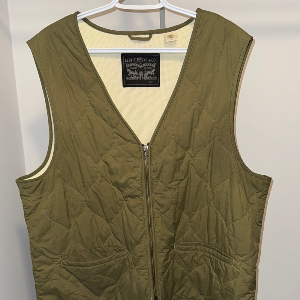 Levi's Green Quilted Vest